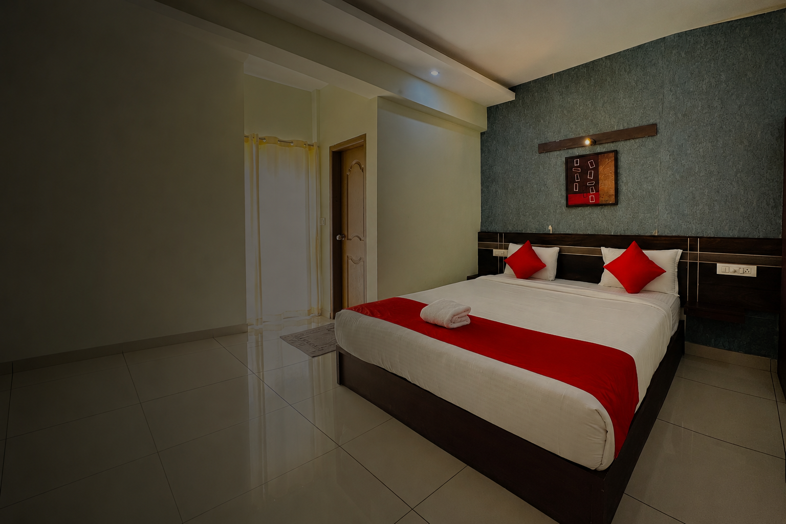 Deluxe AC Room