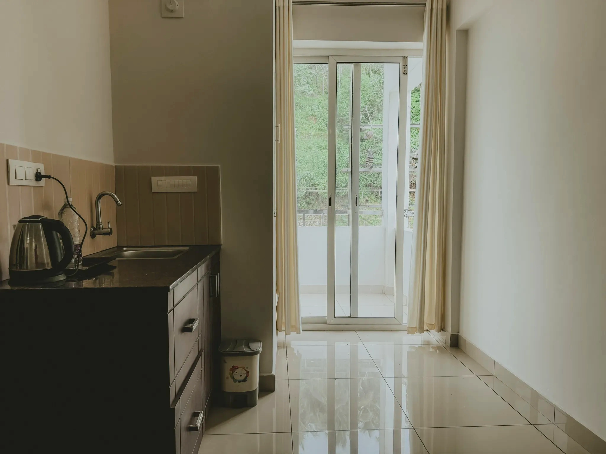 Deluxe Room 4
