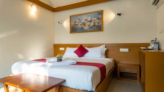 Akan Room Feature